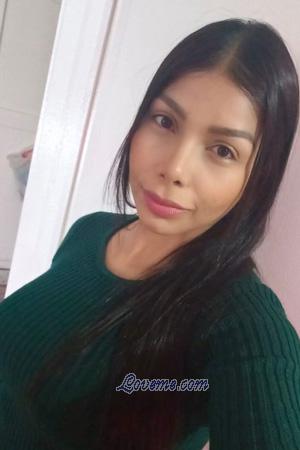 204583 - Karen Age: 38 - Colombia