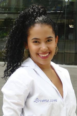 216238 - Luisa Fernanda Age: 21 - Colombia
