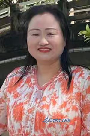 226061 - Lily Age: 47 - China